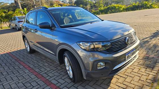 VOLKSWAGEN T-CROSS 1.0 200 TSI TOTAL FLEX AUTOMÁTICO VOLKSWAGEN T-CROSS 1.0 200 TSI TOTAL FLEX AUTOMÁTICO
